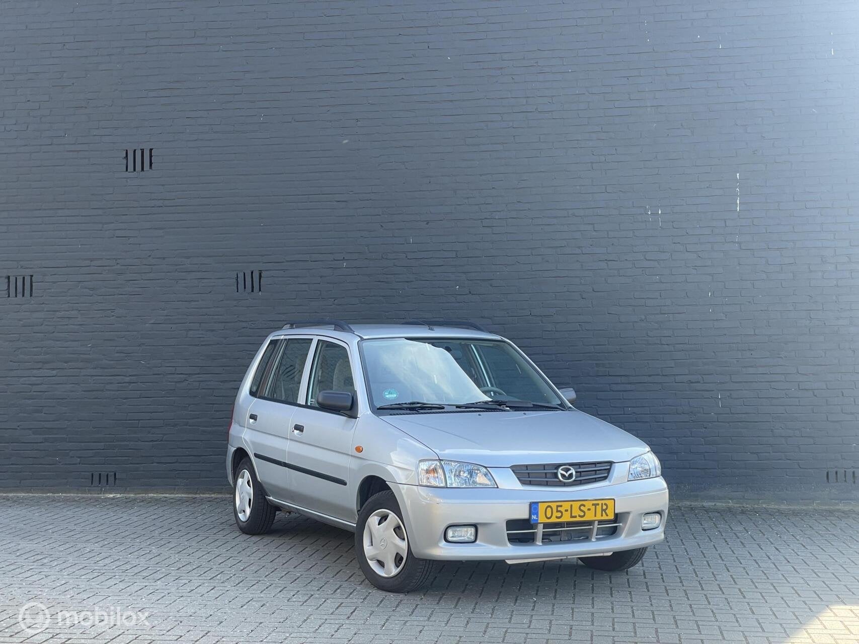 Mazda Demio 1.5 Exclusive Trekhaak / Nieuw APK, Voorwielaandrijving, 31 €/maand, Bedrijf, Handgeschakeld