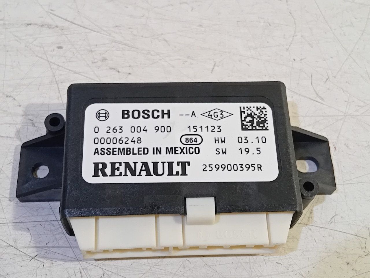 Computer park distance control Renault Mégane, Onderdelen@venauto.nl, Van der Ven Autorecycling B.V., Gebruikt, Ettenseweg 76, 4706 PB Roosendaal, The Netherlands