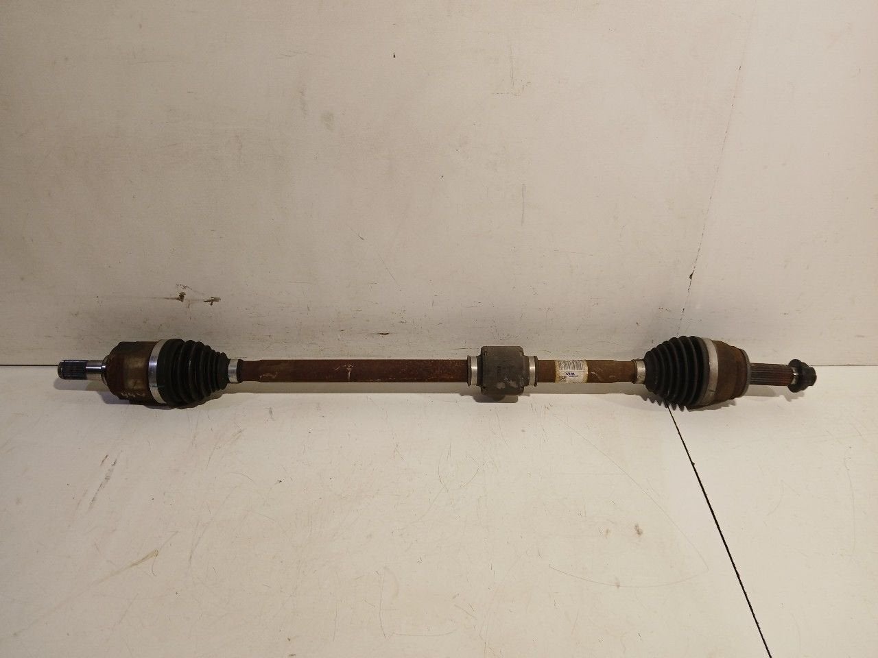 Aandrijfas rechts voor Hyundai Kona, Onderdelen@venauto.nl, Van der Ven Autorecycling B.V., Gebruikt, Ettenseweg 76, 4706 PB Roosendaal, The Netherlands