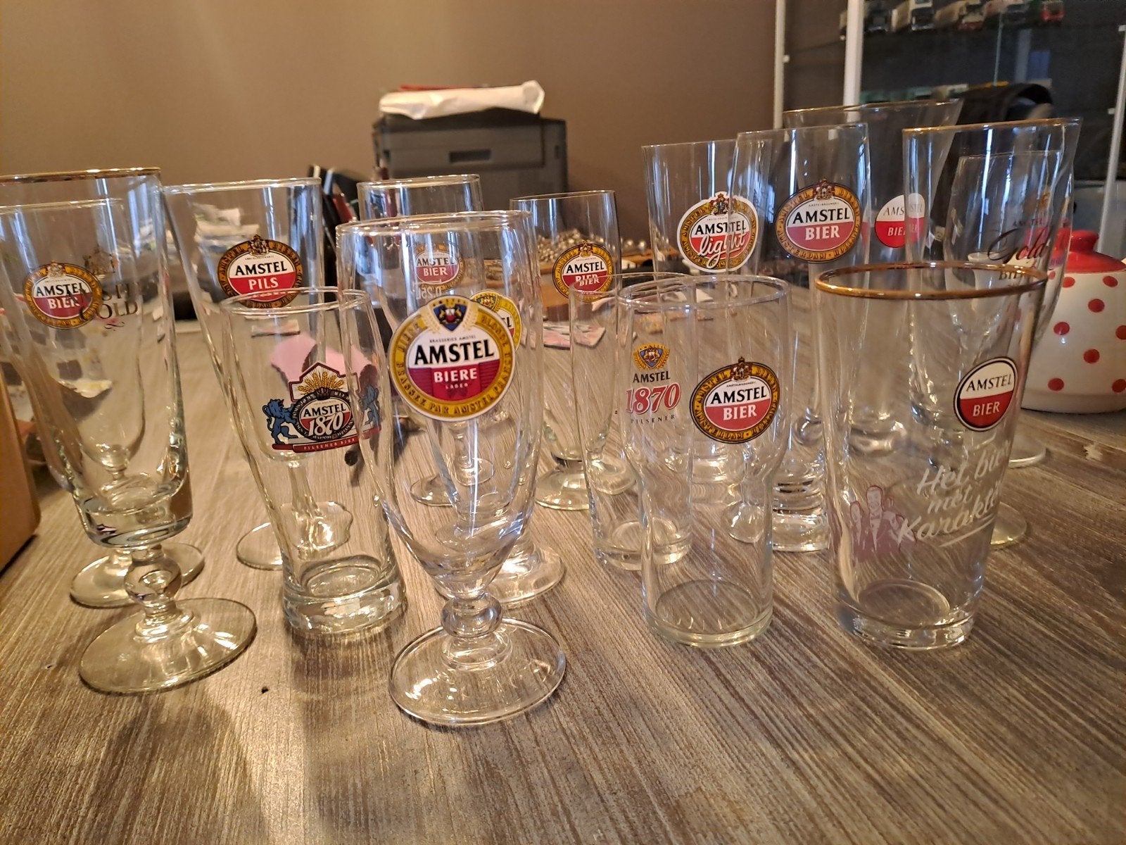 16 Amstel glazen, Ophalen, Zo goed als nieuw, Bierglas
