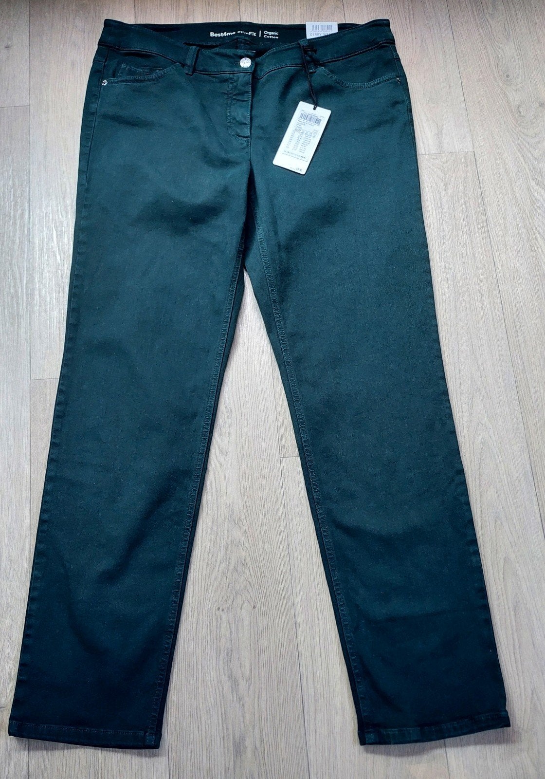 Nieuwe broek maat 46. Gerry Weber., Kleding | Dames, Broeken en Pantalons, Maat 46/48 (XL) of groter, Nieuw, Ophalen of Verzenden