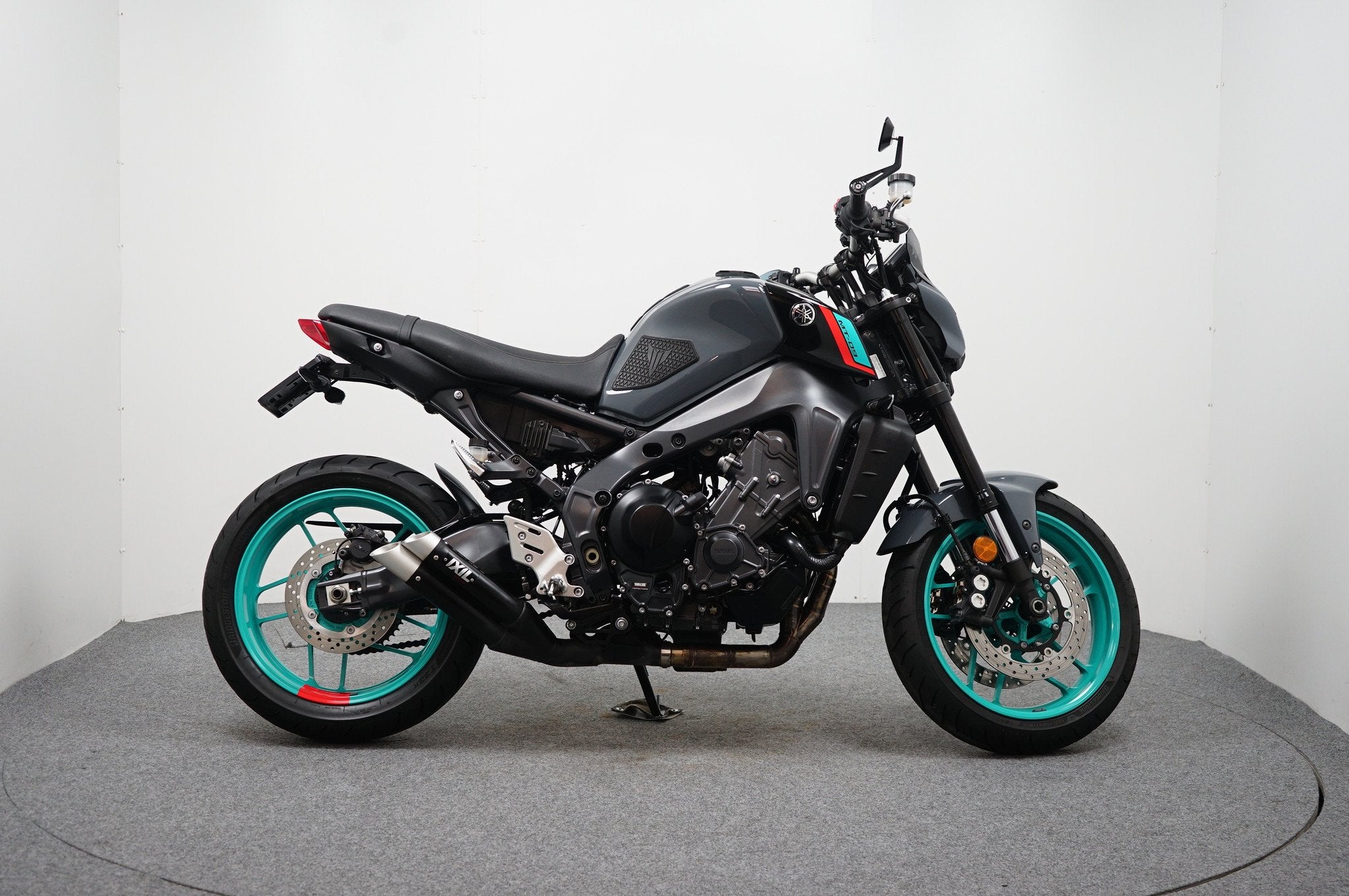 Yamaha MT-09 ABS 70KW (bj 2023), 890 cc, Meer dan 35 kW, Handgeschakeld, ABS