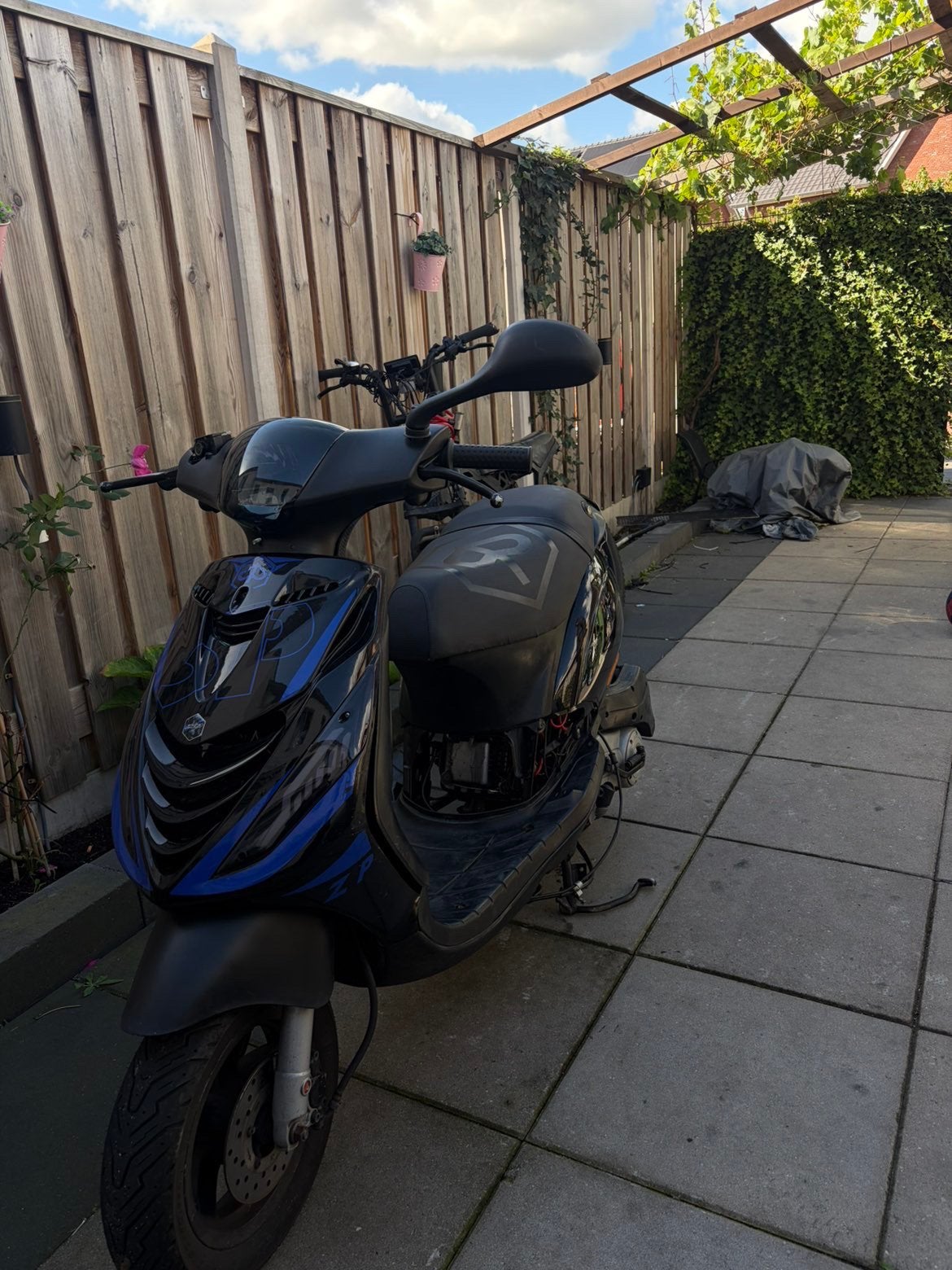 Zip 80cc 4t malossi, Ophalen, Zo goed als nieuw, Benzine, Zip