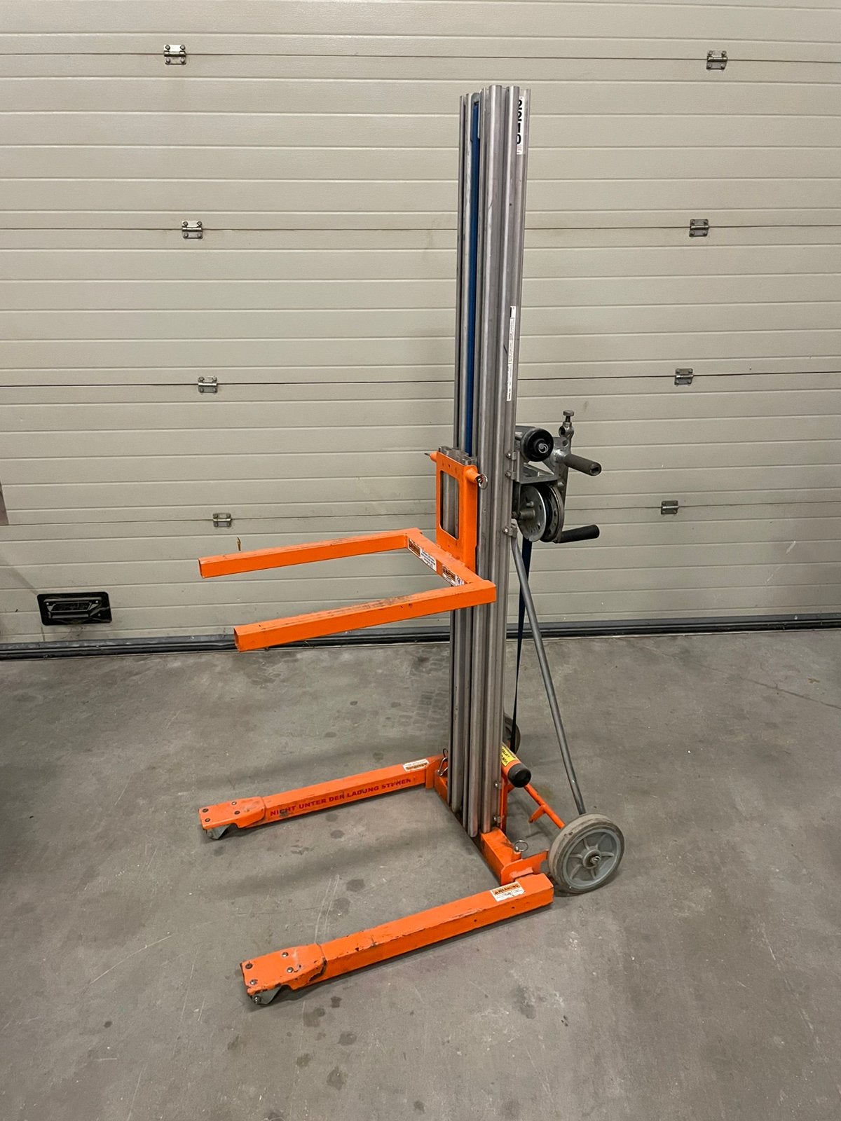 Sumner 2210 materiaallift, Ophalen of Verzenden, 4 meter of meer