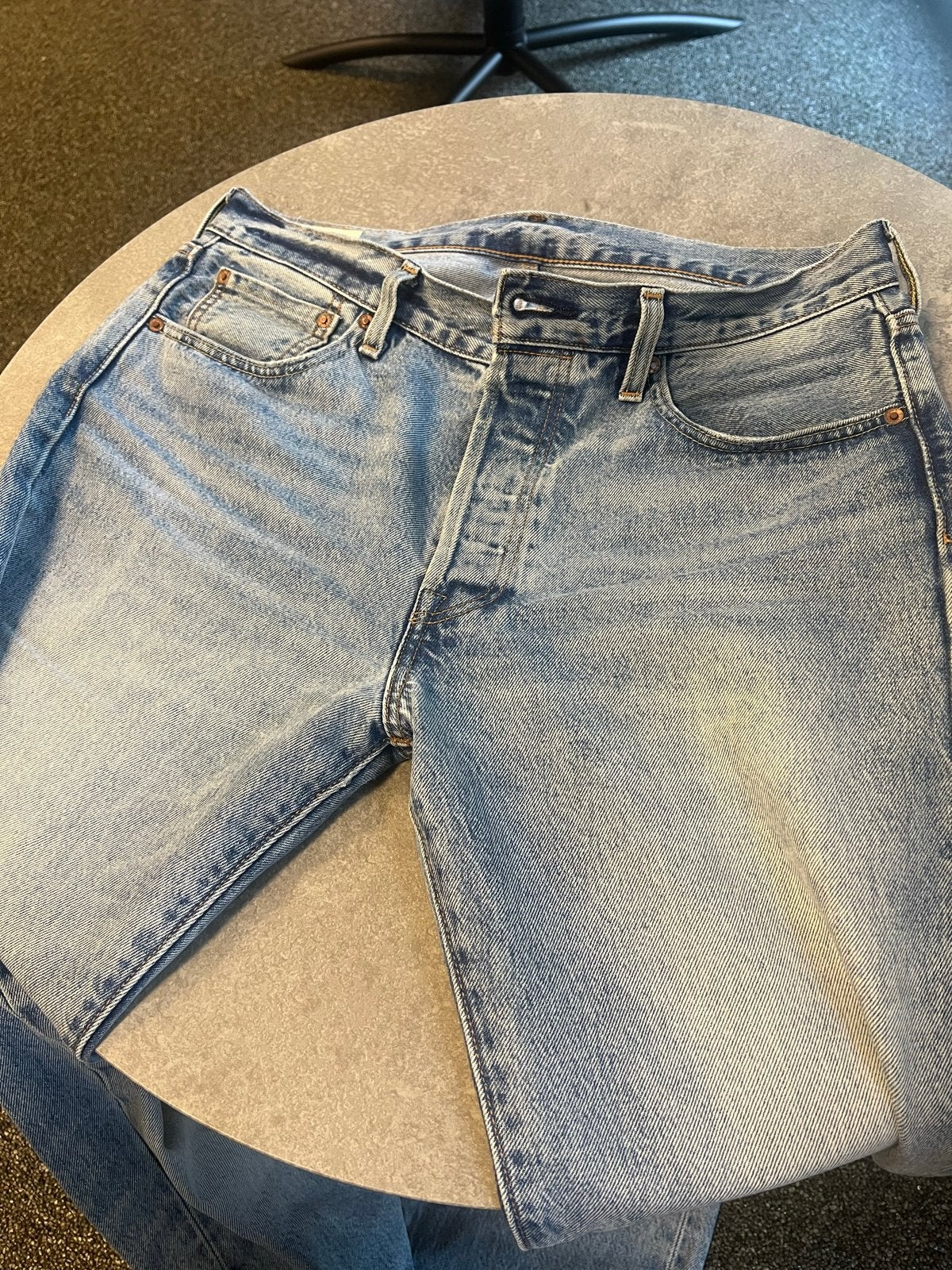 Levi's 501 SELVEDGE 'Beautiful Disaster' W33 L34, Kleding | Heren, Spijkerbroeken en Jeans, Ophalen of Verzenden, Zo goed als nieuw