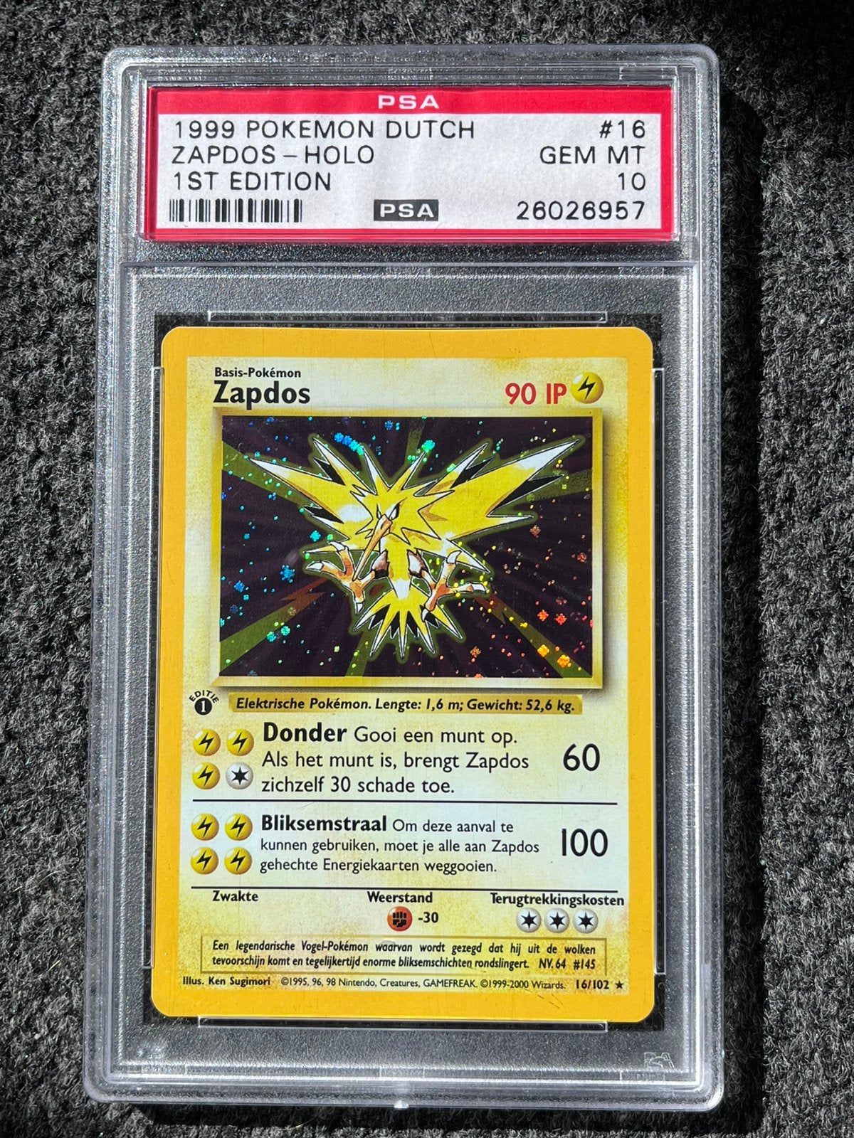 Pokémon PSA 10 Dutch 1st Ed. Zapdos Holo Base set (POP 9!), Ophalen of Verzenden, Zo goed als nieuw, Losse kaart, Foil