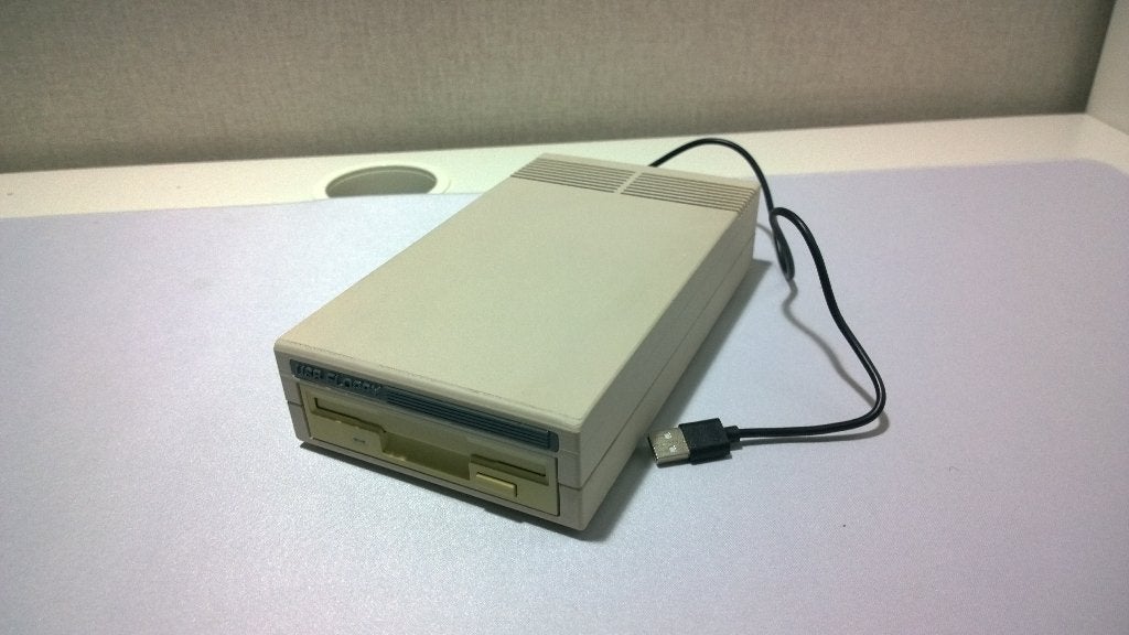 Unieke C64 USB Floppydrive – Custom Commodore 64 Replica, Computers en Software, Vintage Computers, Ophalen, Commodore 64