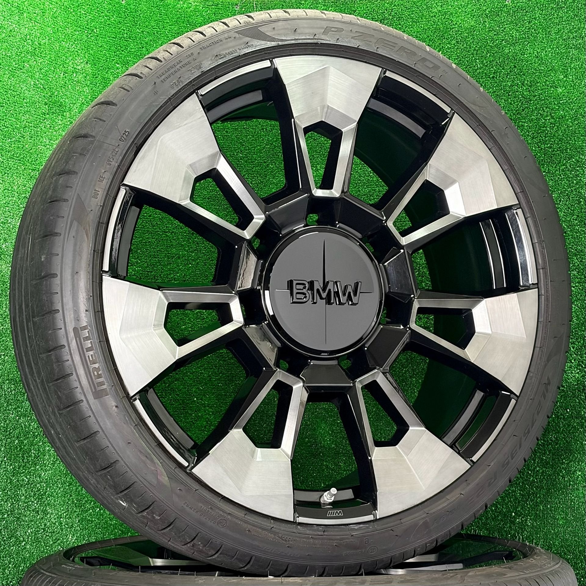 Originele 23 inch BMW Styling 923 velgen met banden XM G09, Gebruikt, -, -, Banden en Velgen