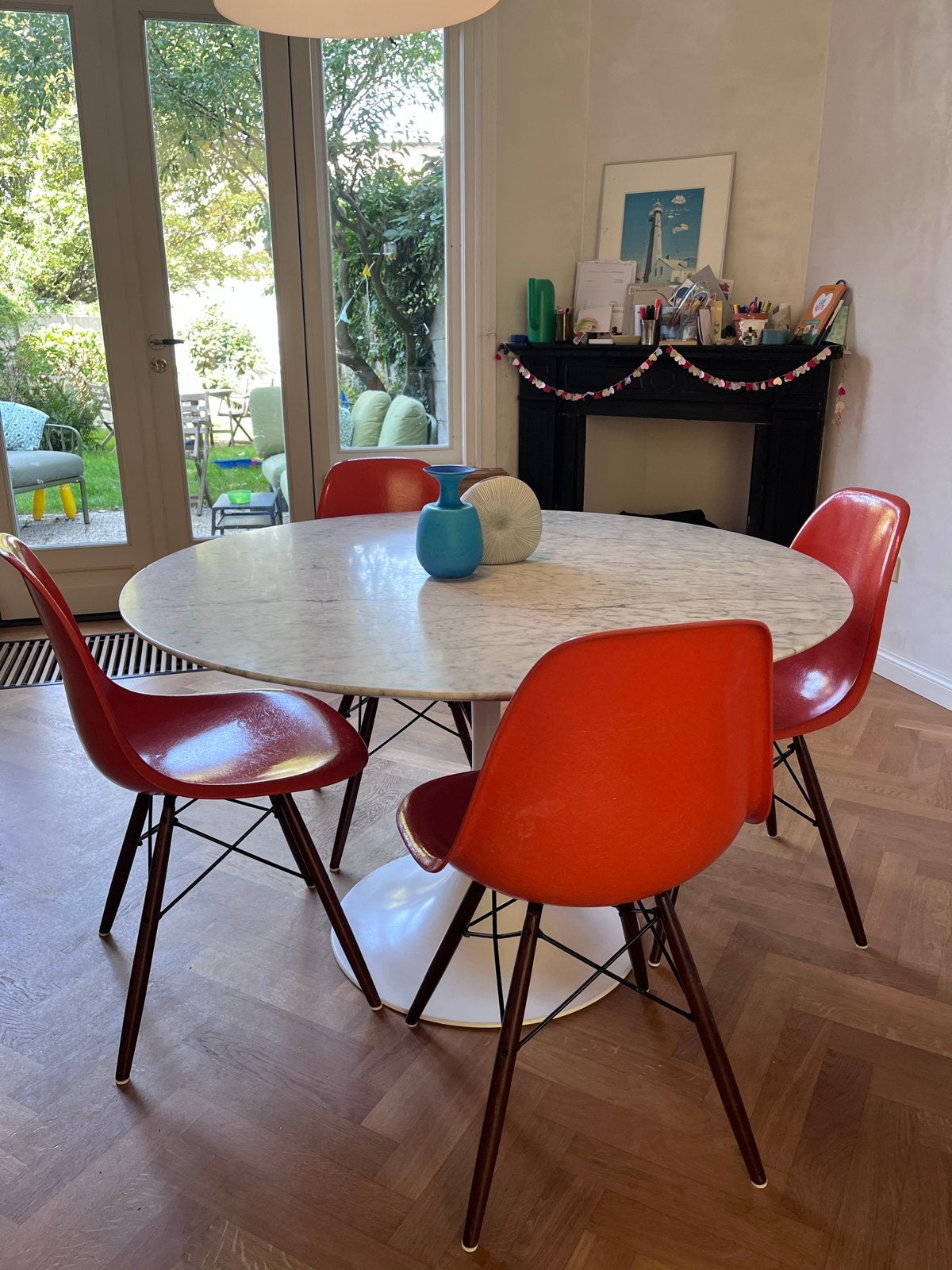 Ronde marmeren eettafel (Tulip stijl)