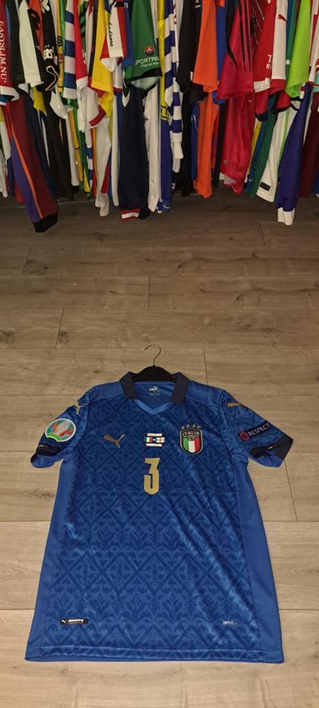 EK winnaars voetbalshirt Italië 2021 maat M, Verzamelen, Sportartikelen en Voetbal, Ophalen of Verzenden, Nieuw, Buitenlandse clubs