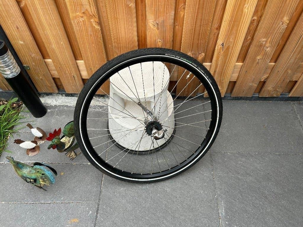 tk:28 inch achterwiel 3 NEXUS versnellingen terugtraprem, Wiel, Gebruikt, Ophalen of Verzenden, Shimano Nexus 3 versnellingen terugtraprem