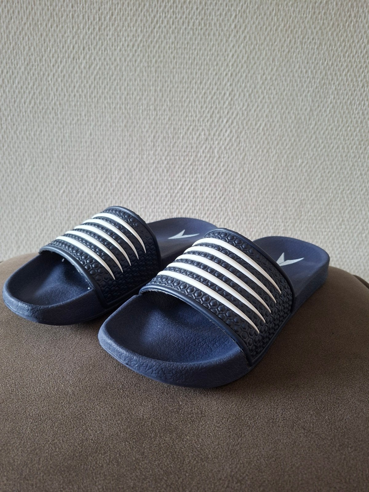 Dutchy Dames Badslippers Donkerblauw Maat 38, Slippers, Blauw, Dutchy, Ophalen of Verzenden