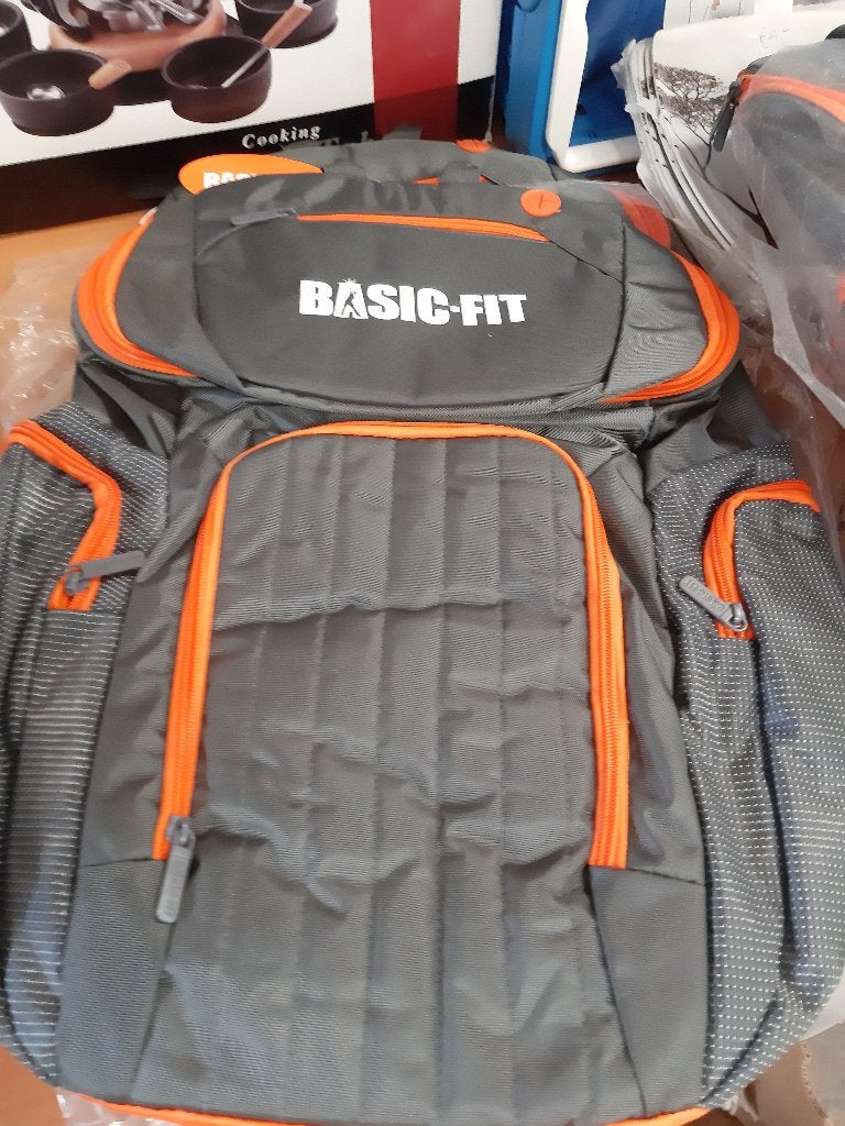 Sporttas grijs - fitnesstas - Basic-Fit, nieuw, Sieraden, Tassen en Uiterlijk, Ophalen, Nieuw, Unisex volwassen