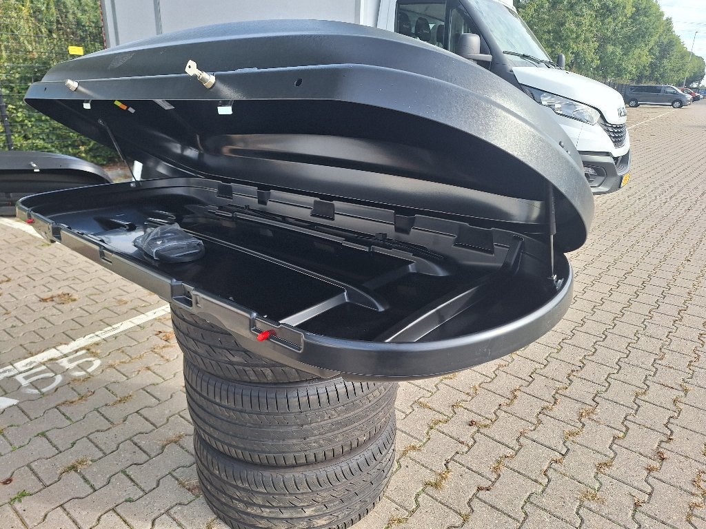 Dakkoffer KAMEI 300L + dakdragers skoda SuperB, Ophalen, Gebruikt