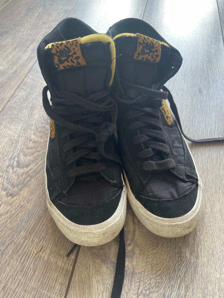 Nike Blazer Mid 77 Vintage Leopard sneakers maat 40,5, Ophalen of Verzenden, Gedragen, Zwart, Sneakers of Gympen