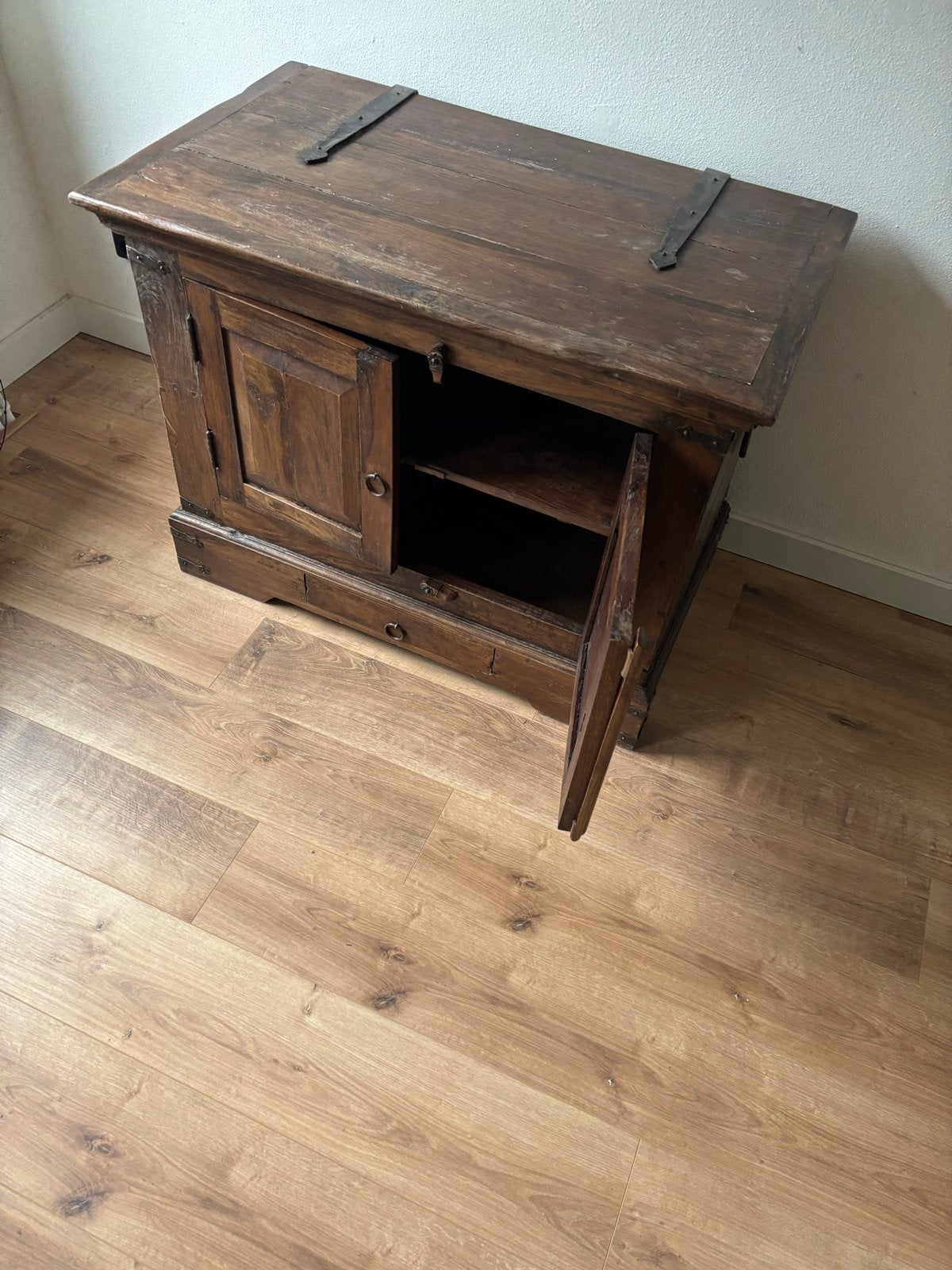 Antiek Houten Dressoir / Kastje / TV Meubel, Ophalen