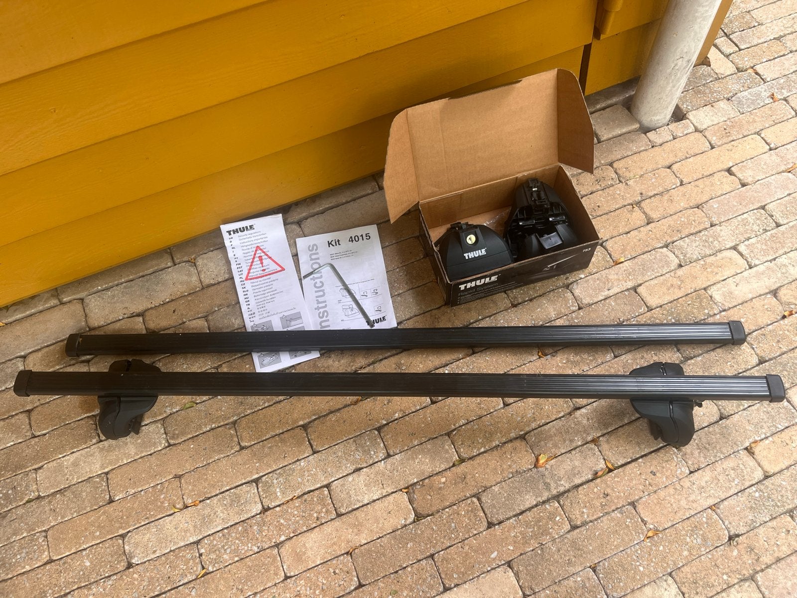 Thule Dakdragers - Complete set met Kit 4015, Auto diversen, Dakdragers, Gebruikt, Ophalen
