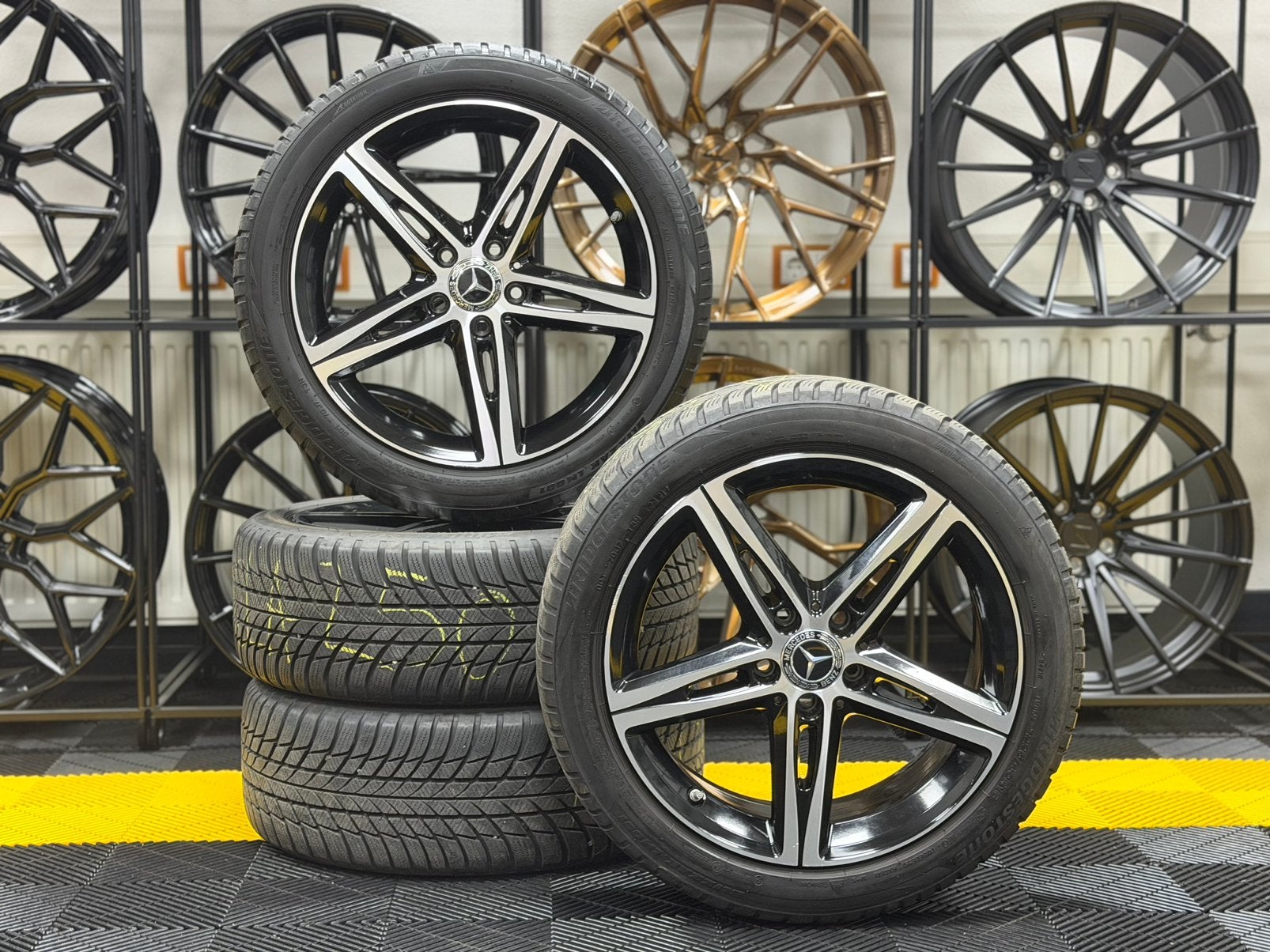 18 Inch 5x112 Originele Gebruikte Set Mercedes B Klasse, Auto-onderdelen, Ophalen, 18 inch, Gebruikt, Banden en Velgen