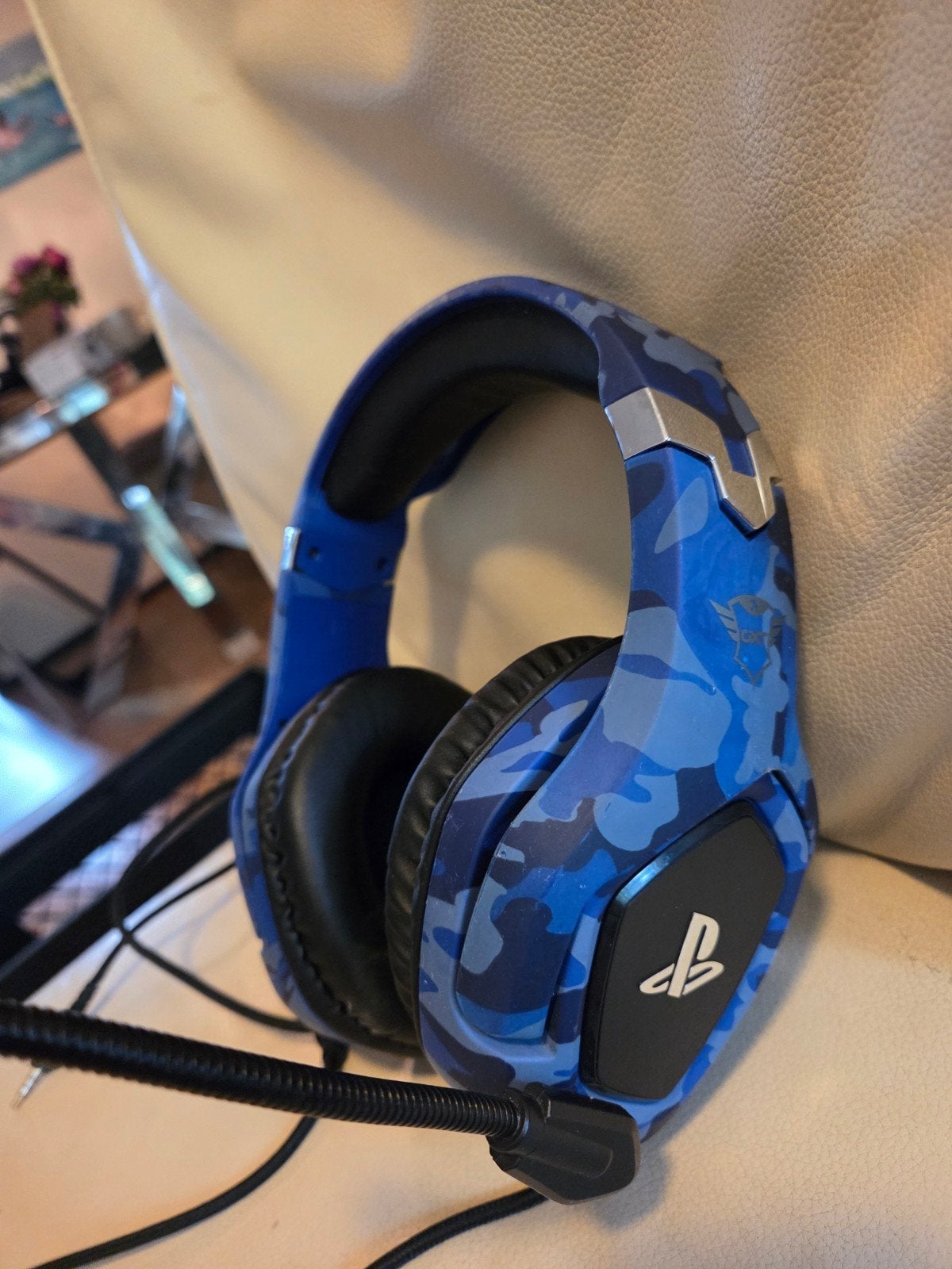 Special edition! Trust GXT 322C Gaming Headset voor PS, Ophalen of Verzenden, Zo goed als nieuw, Overige controllers, PlayStation 4