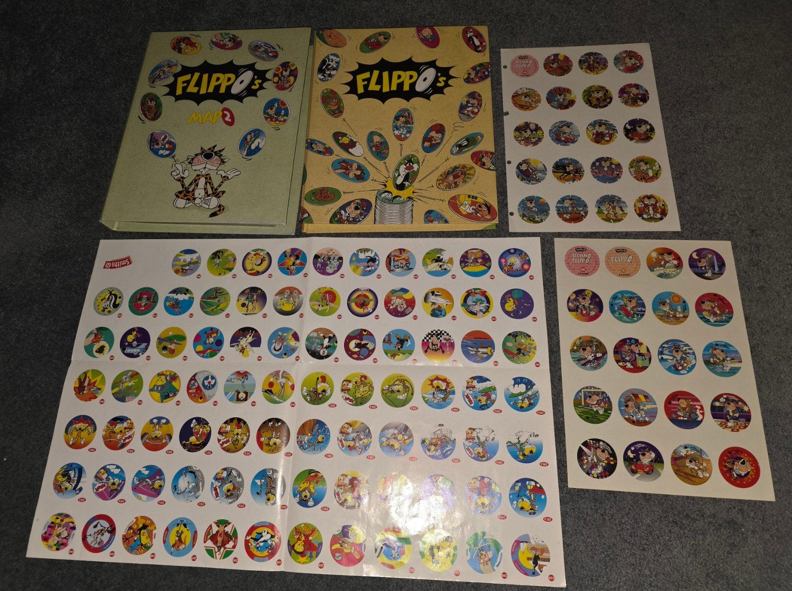 Mooie complete Flippo set uit de jaren 90‼️, Verzenden, Time, Verzameling, Met verzamelmap(pen)