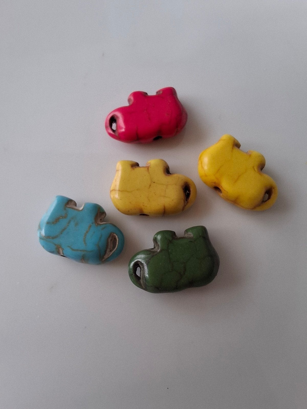 5 stuks howliet kralen olifant geel groen roze, Kraal, -, -, Nieuw
