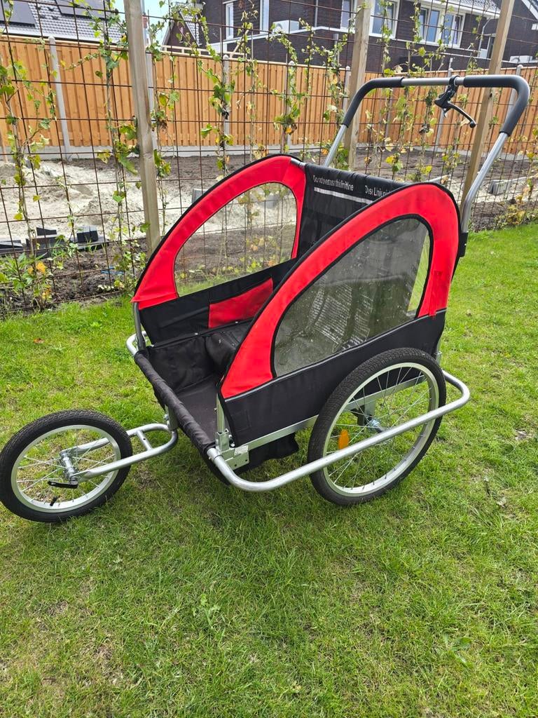 Fietstrailer en kinderwagen 2-in-1 zwart/rood, Ophalen, Gebruikt, Opvouwbaar, 20 tot 40 kg