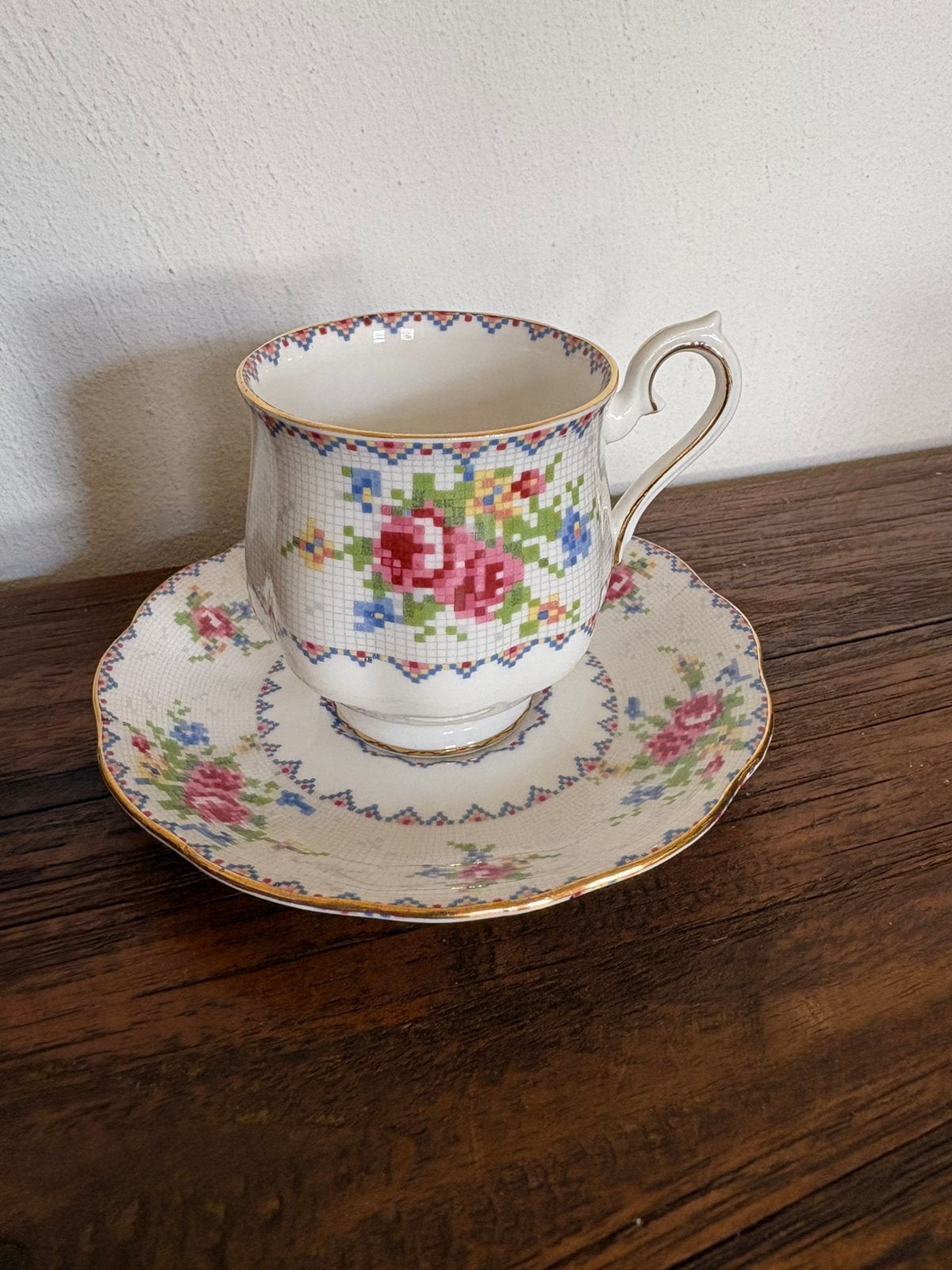 Prachtige jaren ‘40 Royal Albert Kop en Schotel- petit point, Ophalen of Verzenden