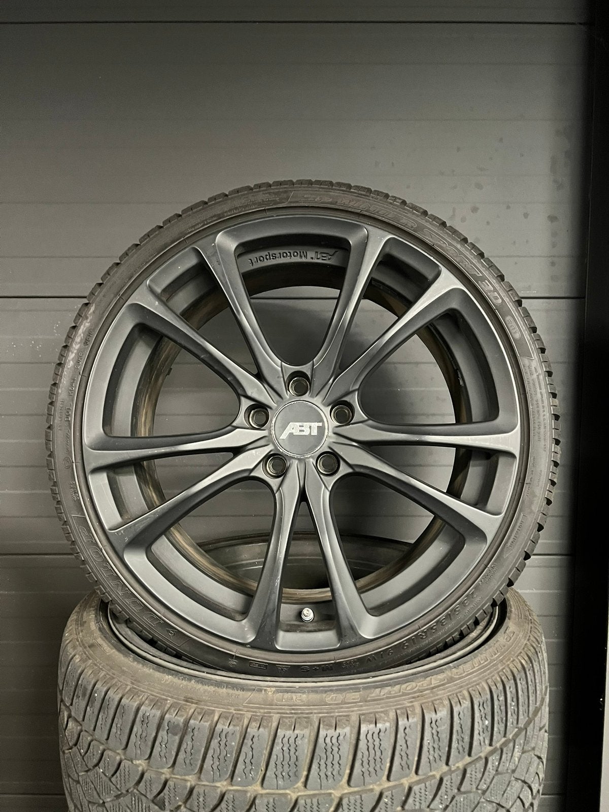19 inch Audi A3/Seat Leon/VW golf ABT velgen met winterband, Auto-onderdelen, Banden en Velgen, Banden en Velgen, Winterbanden
