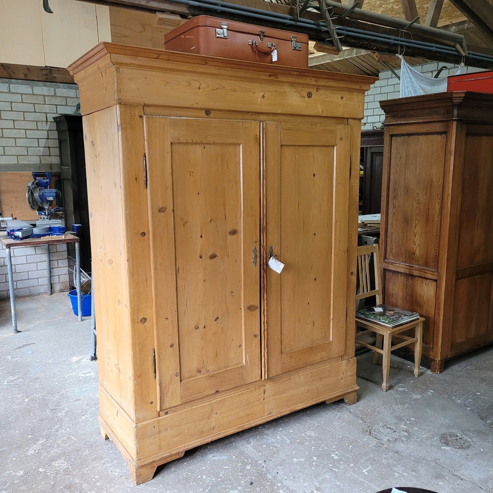 Brocante oude grenen kast servieskast kledingkast, Antiek en Kunst, Ophalen