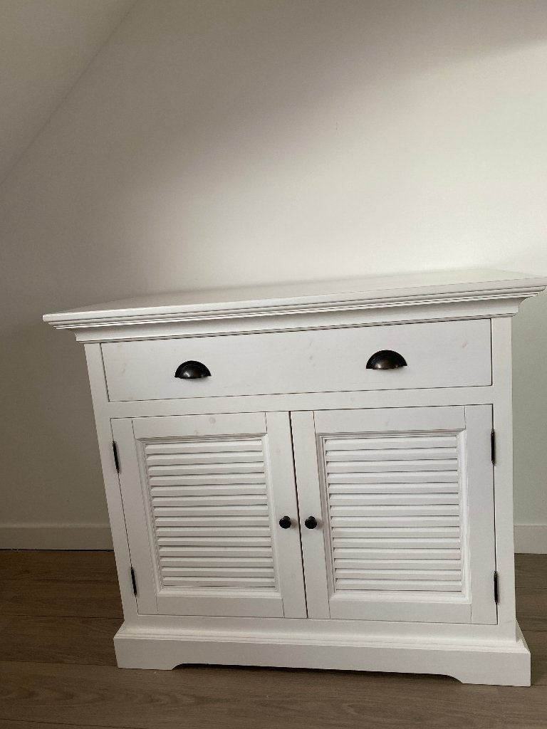 Houten commode, wandplank en ledikant met goed matras, Kinderen en Baby's, Ophalen, Gebruikt, 50 tot 70 cm, 100 cm of meer