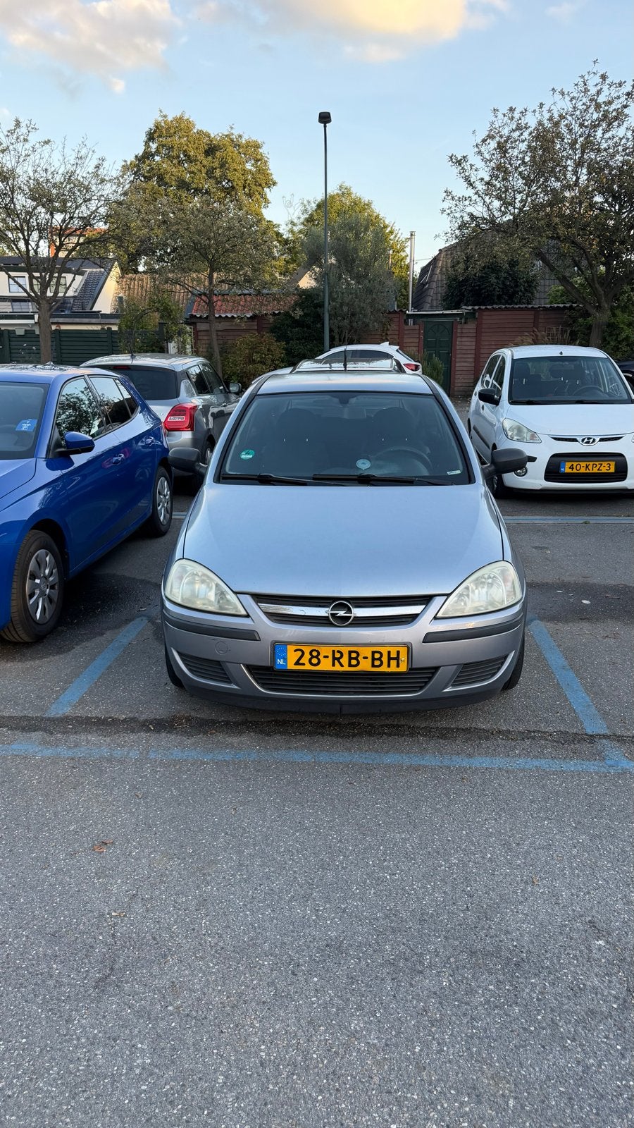 Opel Corsa 1.4 3D 2005 Grijs, Voorwielaandrijving, 450 kg, 31 €/maand, 4 cilinders