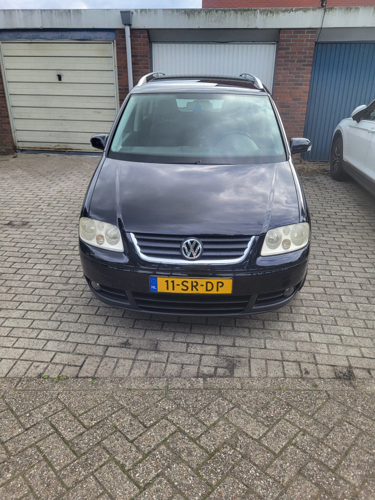 Volkswagen Touran 2.0 110KW 2006 Zwart, Voorwielaandrijving, 4 cilinders, 1984 cc, Zwart