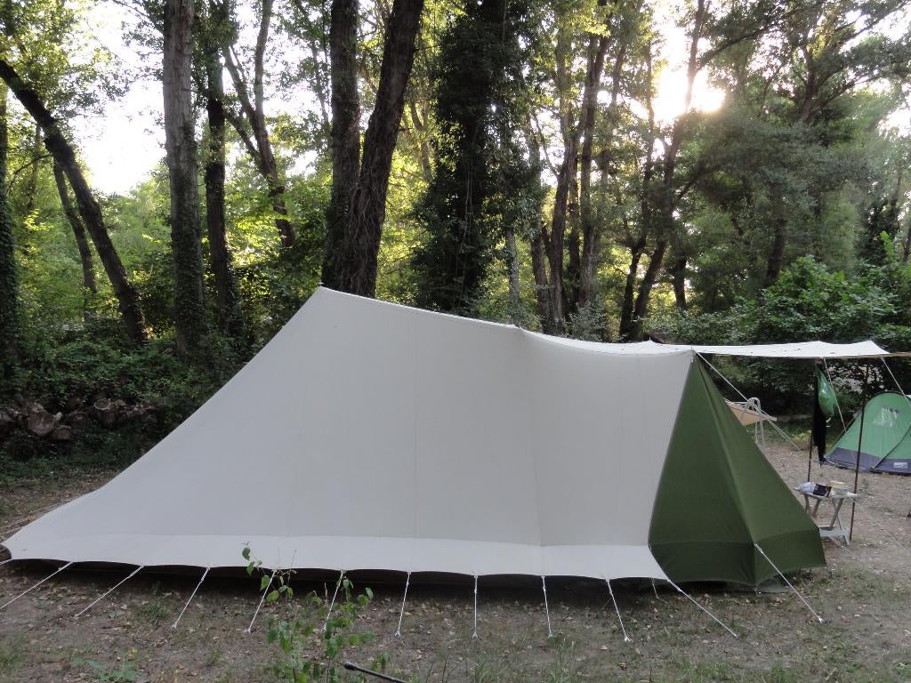 Randstad Universe Piramide tent, Caravans en Kamperen, Tenten, Ophalen, Gebruikt, Tot en met 4