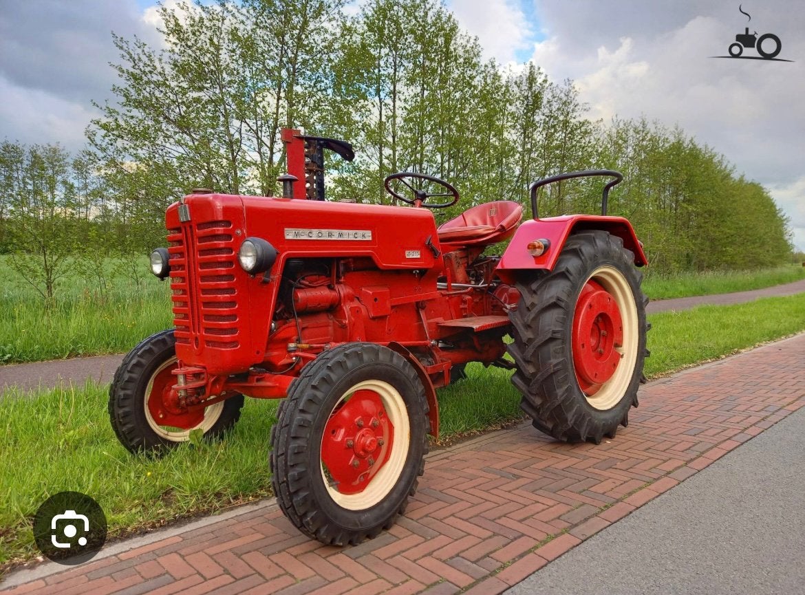 GEZOCHT MOTOR CORMICK D-217 D-219, Ophalen