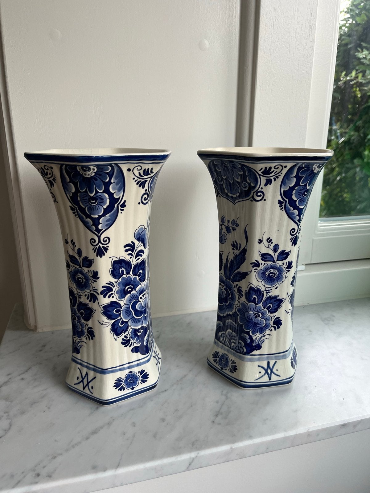2 Delfts Blauwe Vazen - Handwerk Holland 449, Ophalen of Verzenden