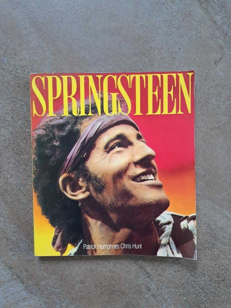 Springsteen, boek van Patrick Humphries en Chris Hunt, Boeken, Gelezen, Patrick Humphries en Chris Hunt, Artiest, Ophalen of Verzenden