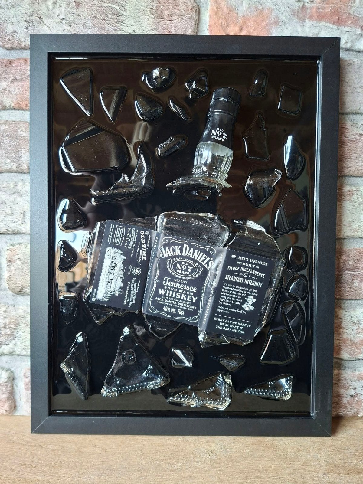 Jack Daniels fles verwerkt in een lijst 43x33 met Epoxy, Ophalen of Verzenden