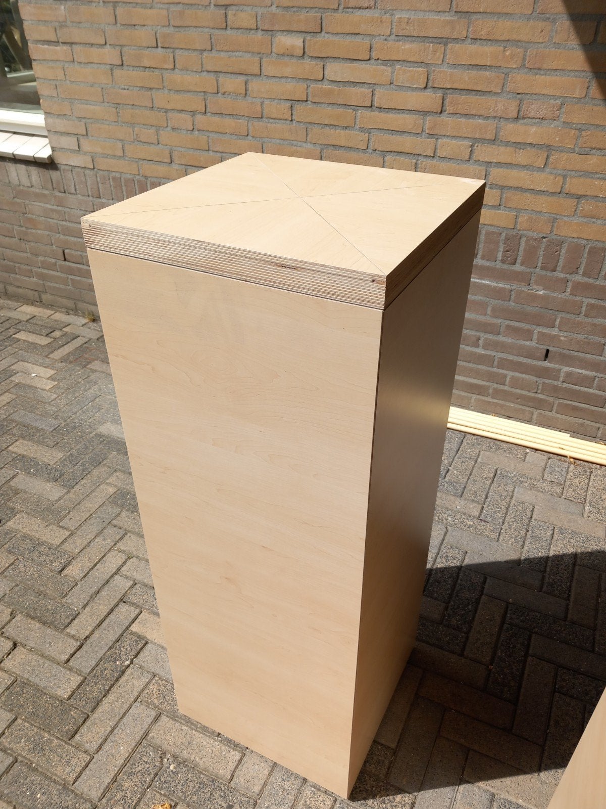 sokkels zuilen, Ophalen