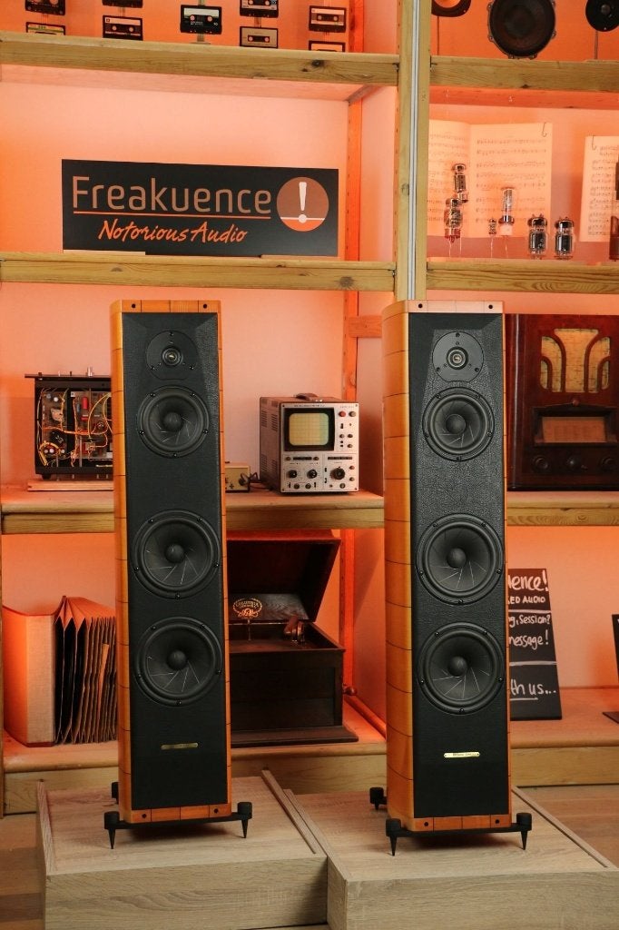 Sonus Faber Cremona zuilen TRADE? Jaar garantie @Freakuence!, Overige merken, Via Antonio Meucci, 10, 36057 Arcugnano (VI), Italy