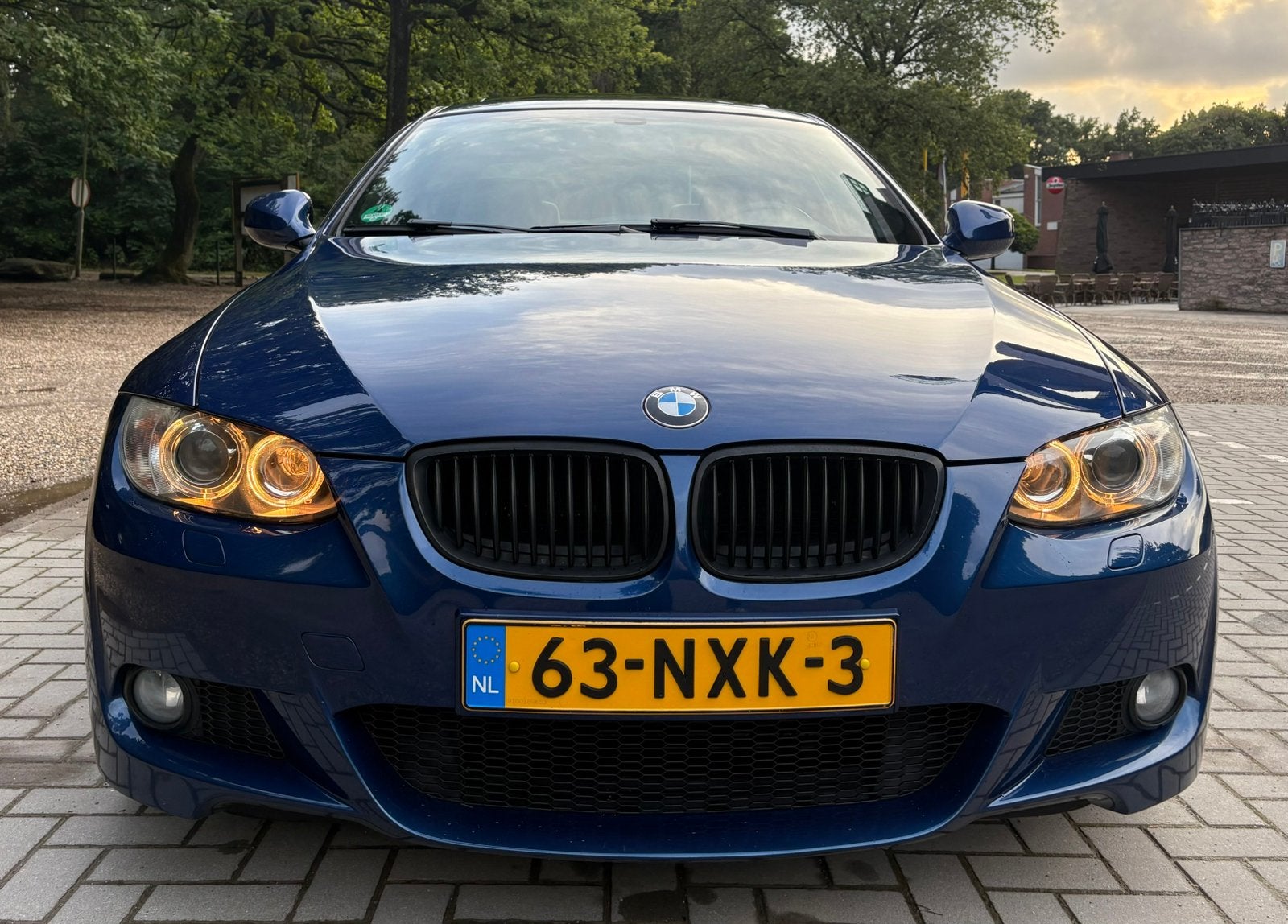 BMW 3-Serie 320I Coupe M pakket Blauw dakraam 138.000 km, 1995 cc, Zwart, 4 cilinders, Alcantara