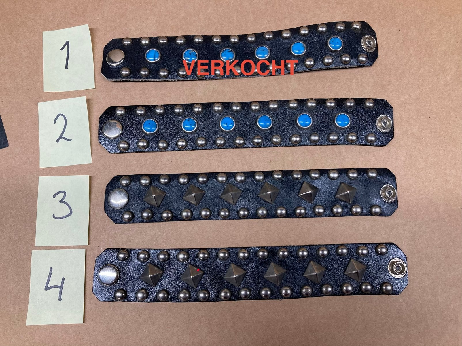 Nieuwe (NOS) vintage lederen armbanden punk/retro, Sieraden, Tassen en Uiterlijk, Ophalen of Verzenden, Nieuw, Zwart, Leer