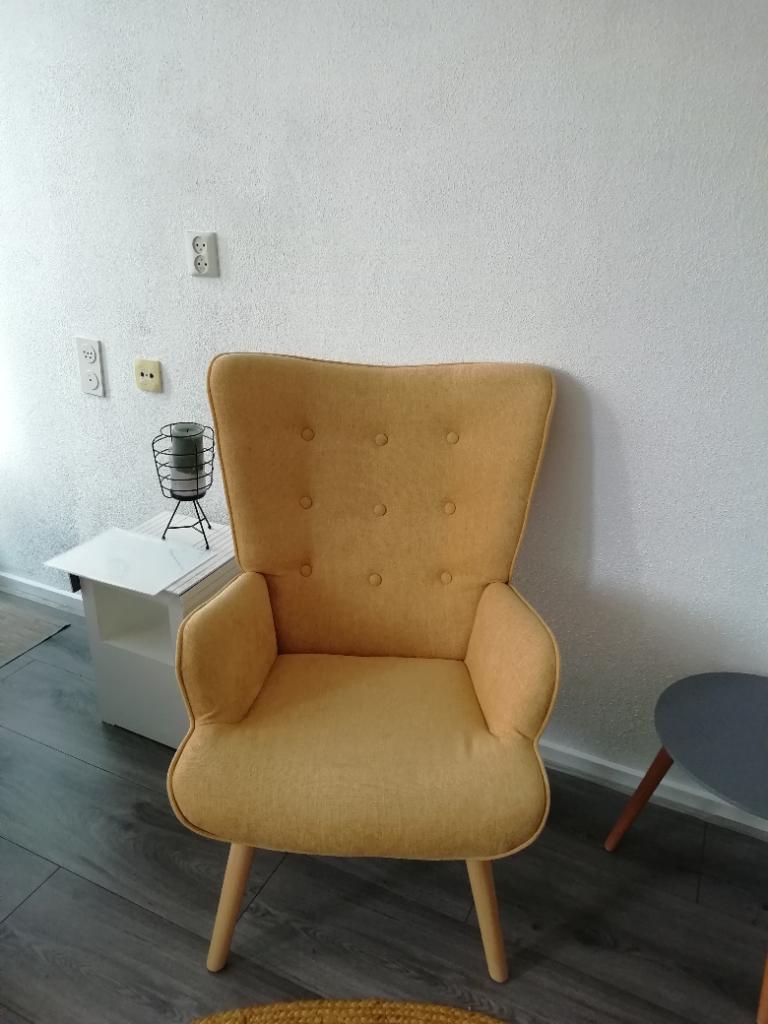 Gele fauteuil -zo goed als new, Huis en Inrichting, Fauteuils, Ophalen, Zo goed als nieuw, Stof, 50 tot 75 cm
