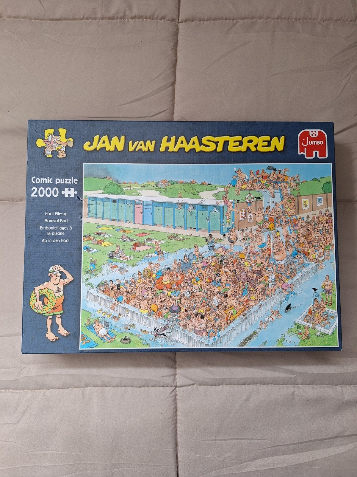 Jan van Haasteren 'Pool Pile-up' legpuzzel 2000 stukjes, Hobby en Vrije tijd, Denksport en Puzzels, Ophalen of Verzenden, Meer dan 1500 stukjes