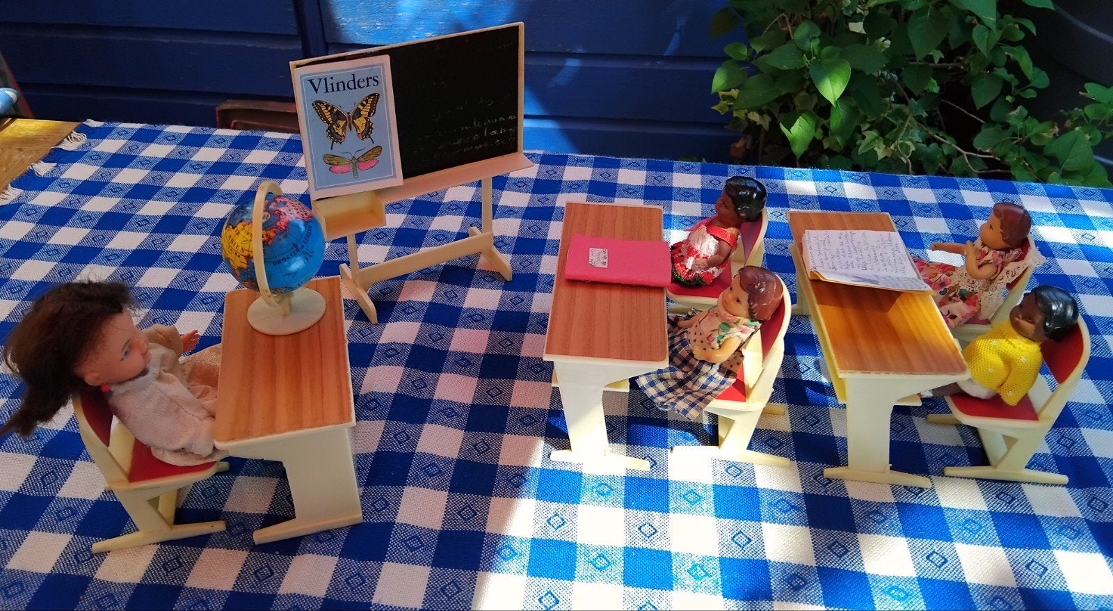 Vintage poppenhuis schoolmeubels set (jaren 70), Ophalen of Verzenden, Gebruikt, Jongen of Meisje