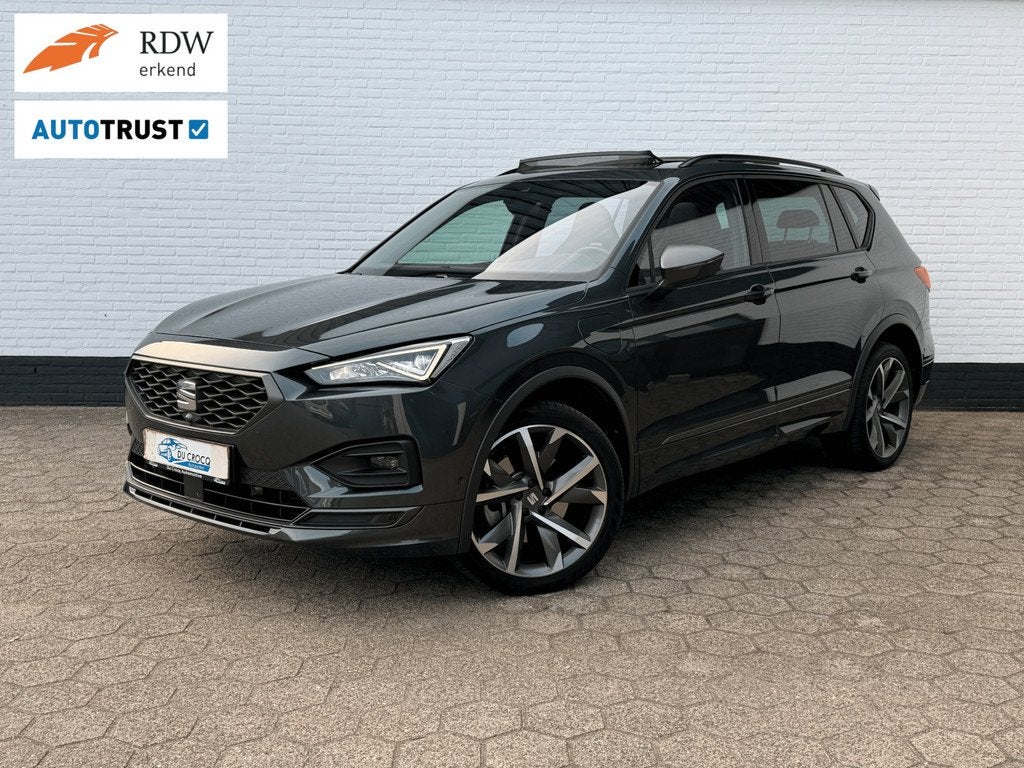 Seat Tarraco e-Hybrid PHEV FR PANODAK l TREKHAAK l 360 l ACC, Auto's, Zwart, 4 cilinders, Alcantara, Hybride Elektrisch/Benzine
