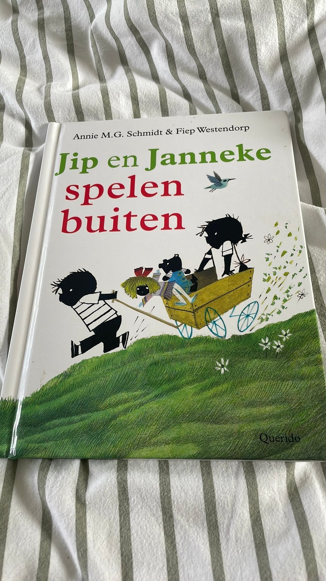 Annie M.G. Schmidt - Jip en Janneke spelen buiten, Annie M.G. Schmidt, Fictie algemeen, Ophalen of Verzenden, Zo goed als nieuw