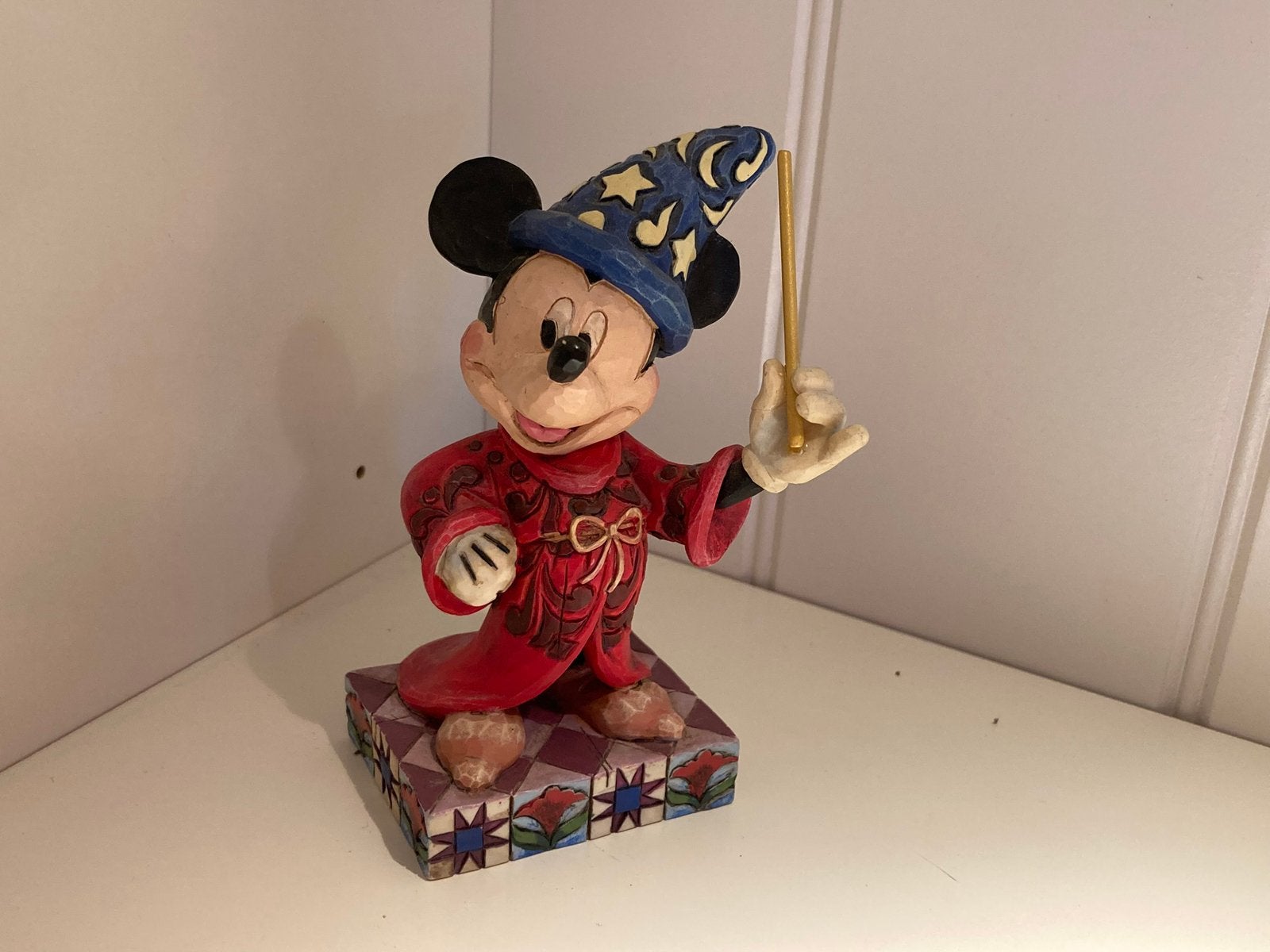 Disney traditions mickey de tovenaar, Ophalen of Verzenden, Mickey Mouse, Zo goed als nieuw, Beeldje of Figuurtje