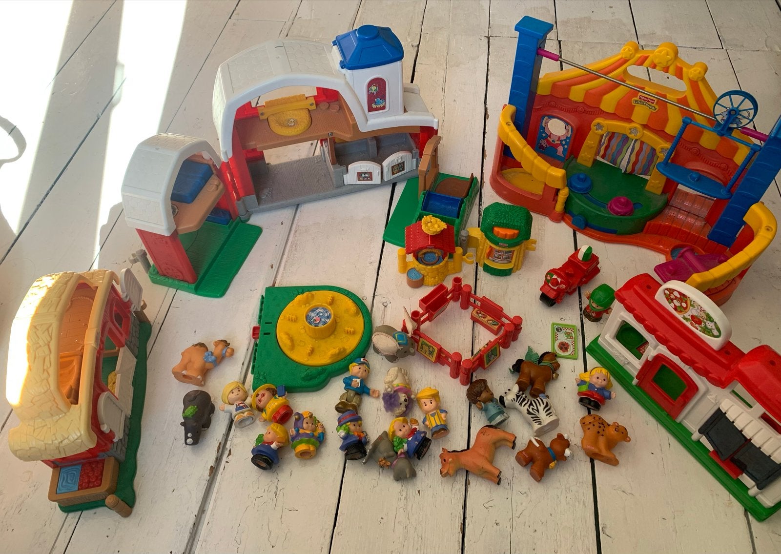 Grote set Fisher-Price Little People speelgoed, Ophalen of Verzenden, Gebruikt, Speelset