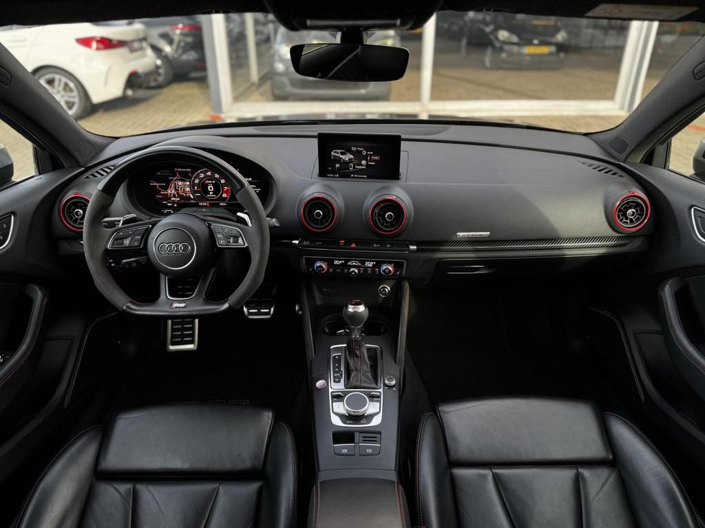 Audi RS3 2.5 TFSI RS3 quattro|B&O|Pano|ACC|RS-Seat|Virtual, Auto's, Automaat, Gebruikt, RS3, 1505 kg