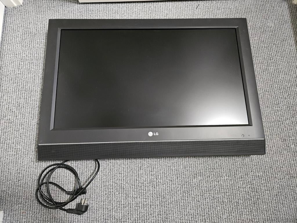 LG tv, 32inch, Audio, Tv en Foto, Televisies, Ophalen, 50 Hz, Zo goed als nieuw, Minder dan 40 cm